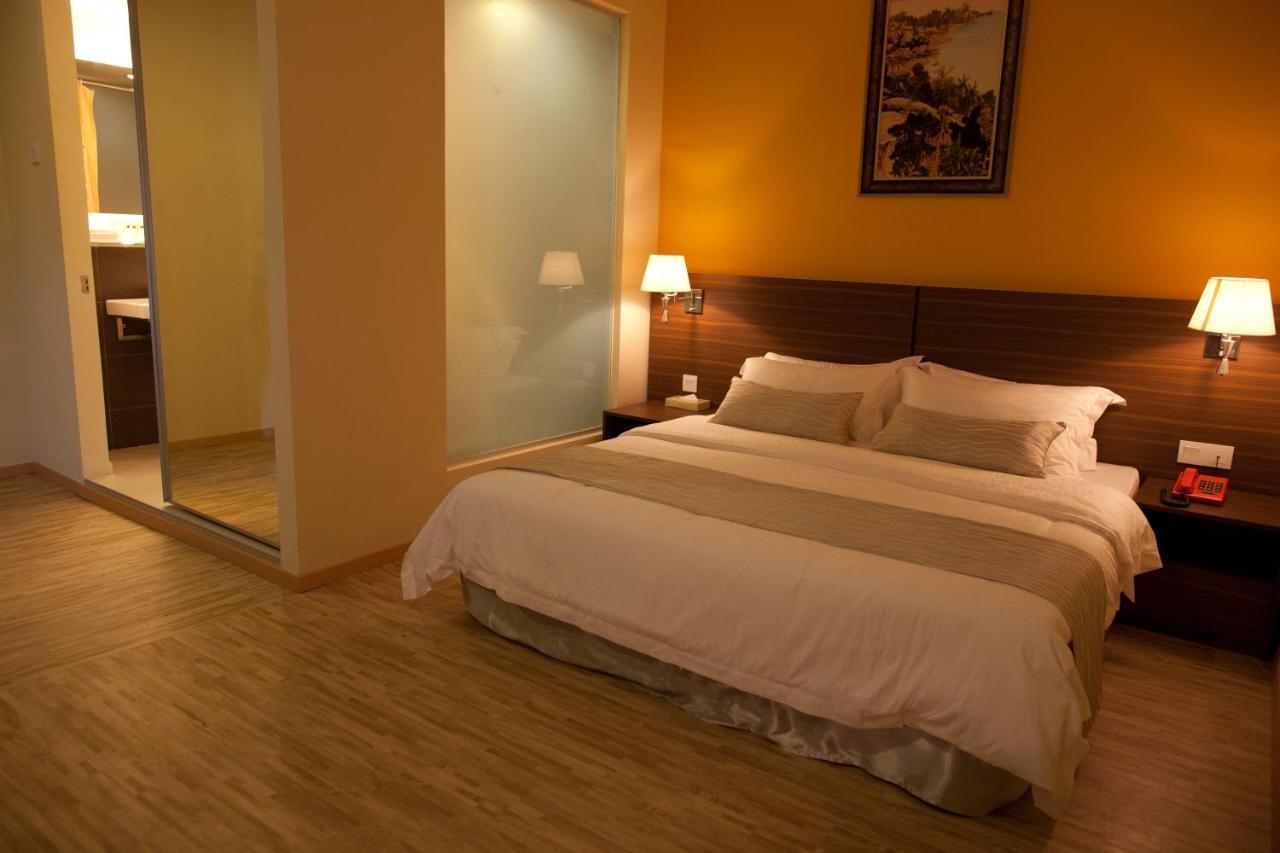 Pine Tree Hotel Batu Pahat Εξωτερικό φωτογραφία