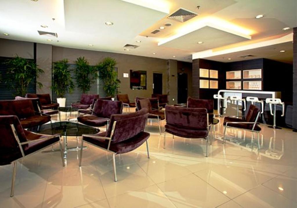 Pine Tree Hotel Batu Pahat Εξωτερικό φωτογραφία
