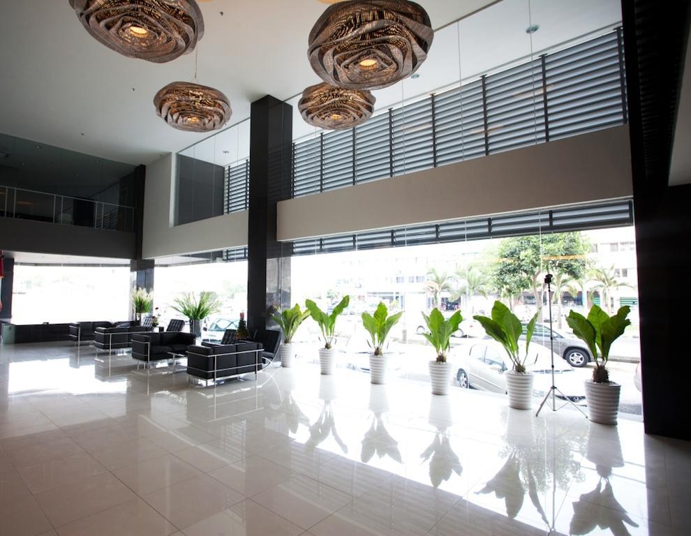 Pine Tree Hotel Batu Pahat Εξωτερικό φωτογραφία